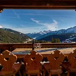 H Chalet *